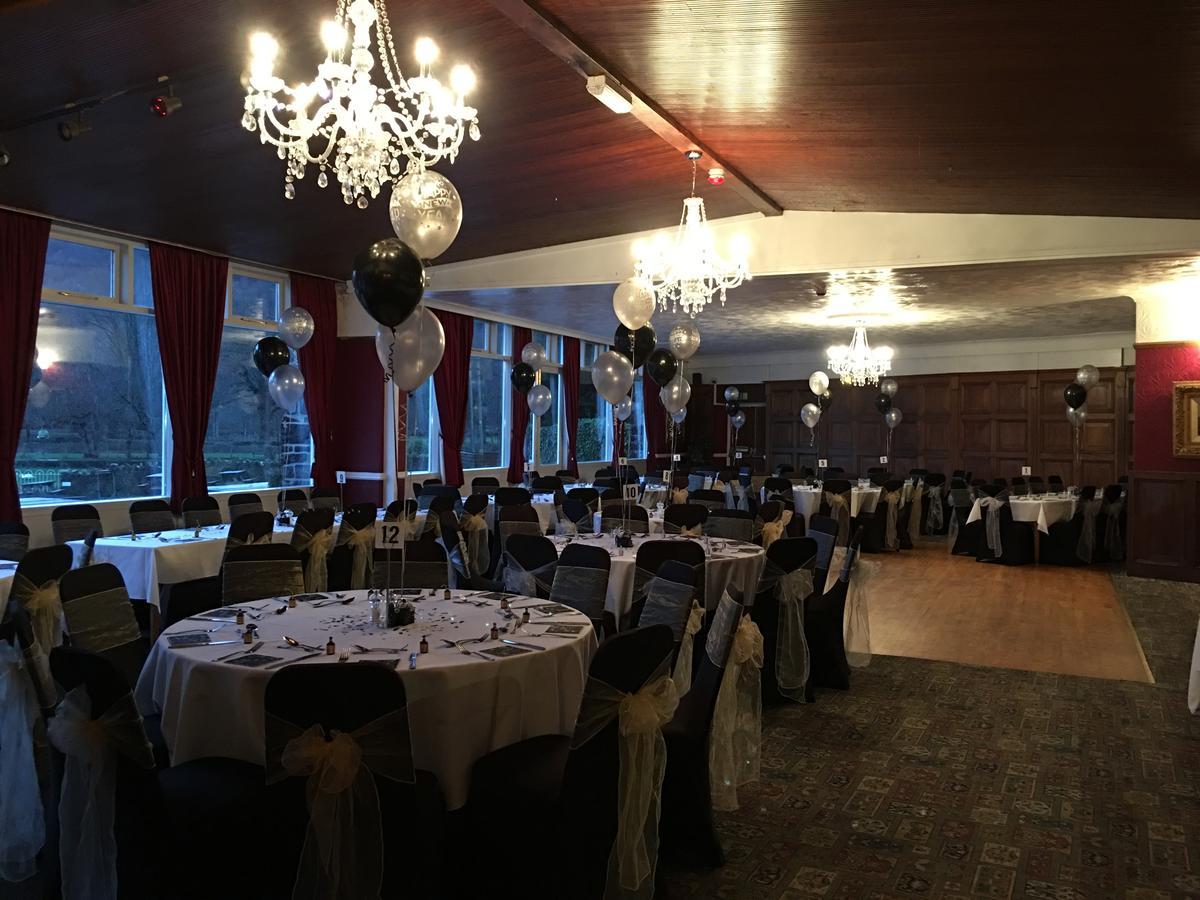 The Eagles Hotel Llanrwst Eksteriør billede