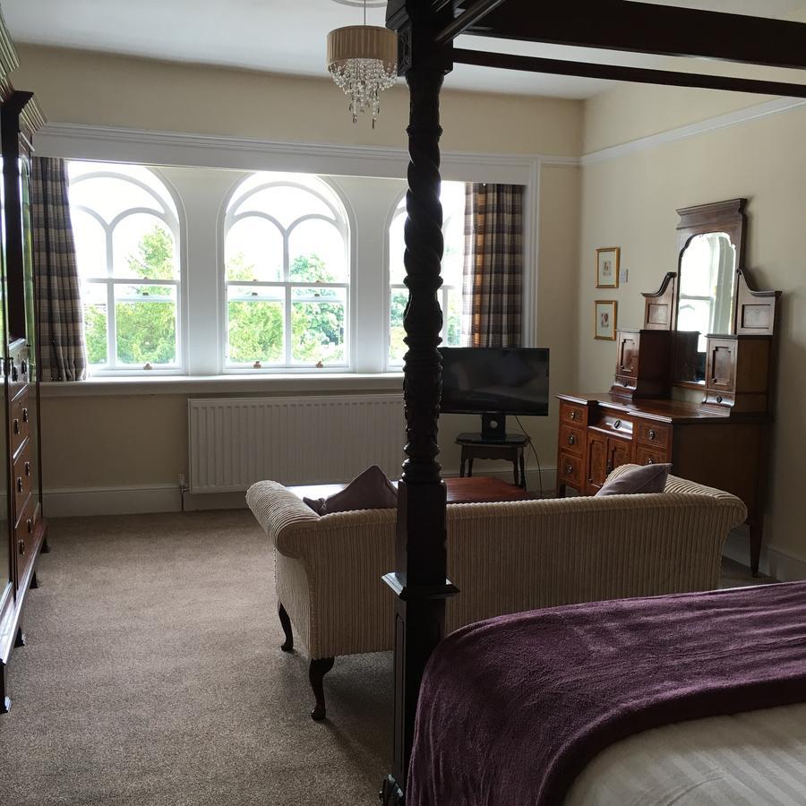 The Eagles Hotel Llanrwst Eksteriør billede